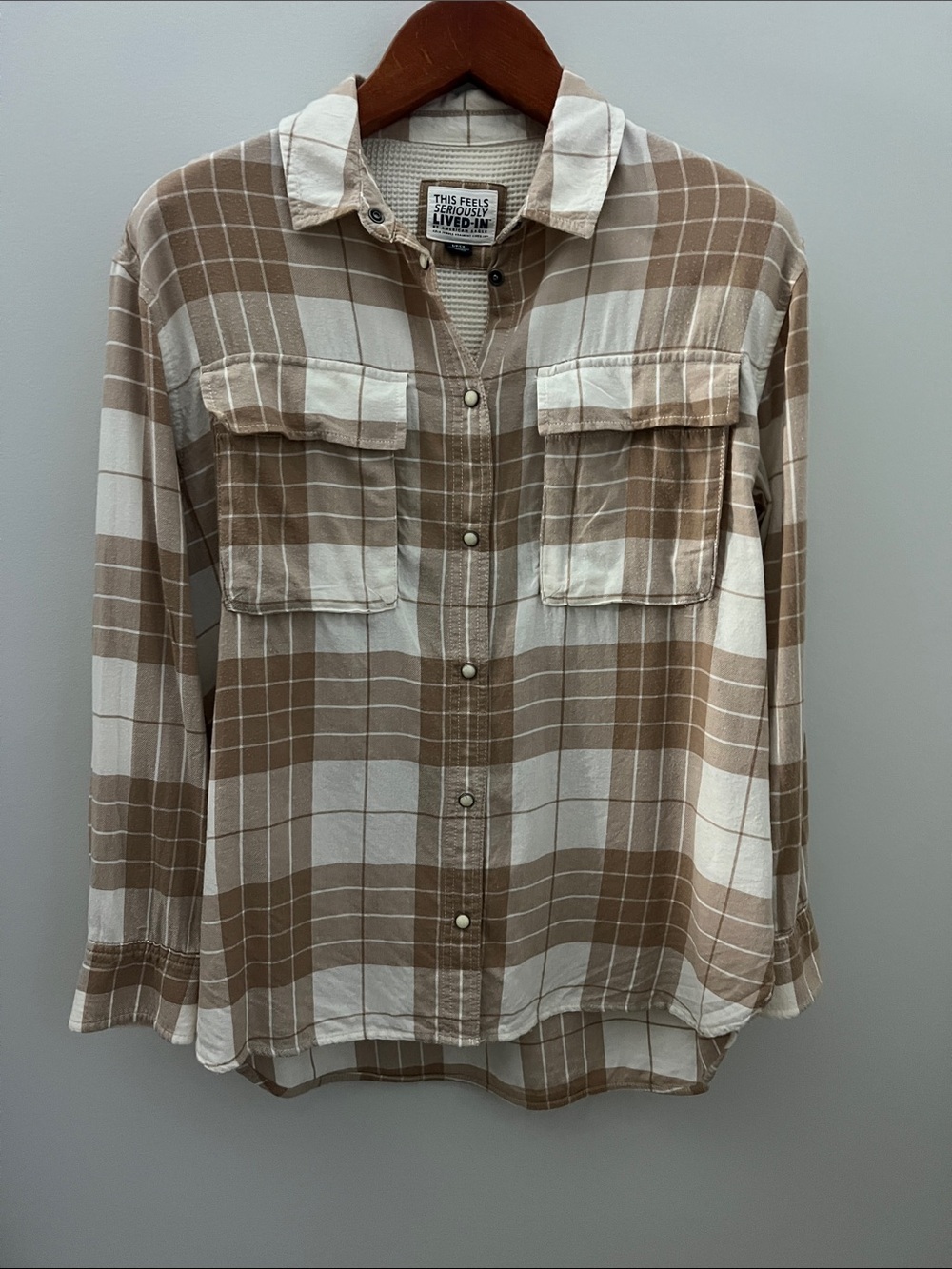 American Eagle | This Feels Seriously Lived-In Tan Cream Plaid Comfy Shirt Sz S